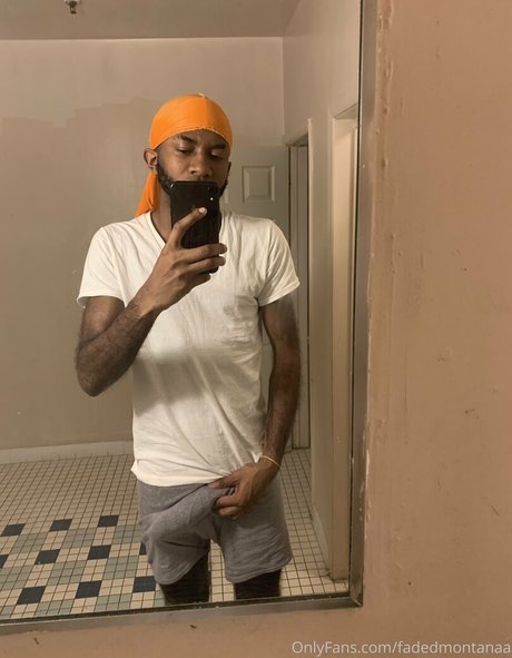 Обнаженная фотография утечки OnlyFans от Fadedmontana
