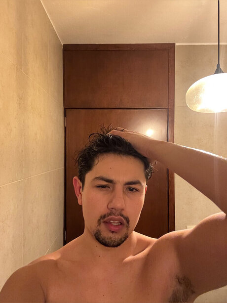 Naken lekkede OnlyFans-bilde av Eric