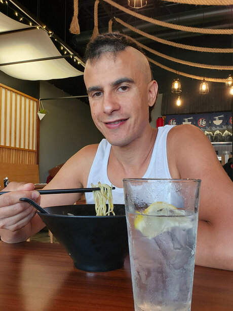 Alasti lekkinud OnlyFans-i pilt Senecamassage