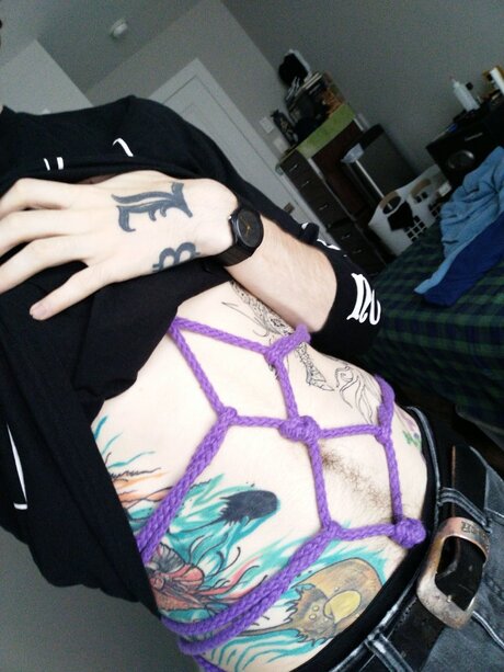 Foto di nudo di fuga di OnlyFans di Apathy