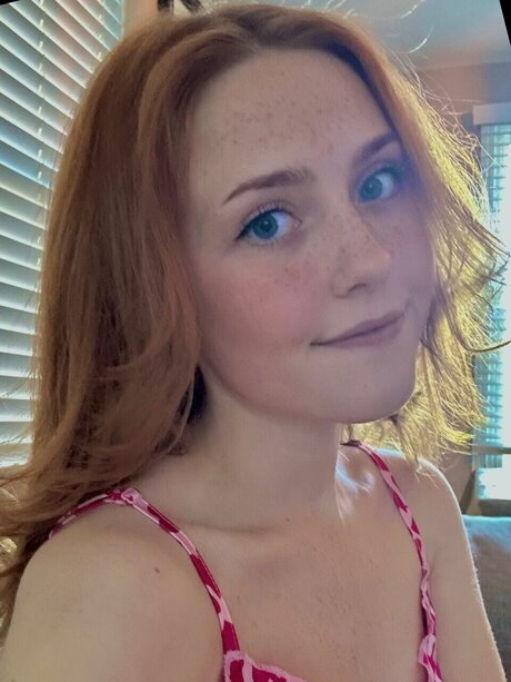 Foto di nudo di fuga di OnlyFans di   