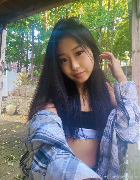 Naakte gelekte OnlyFans-foto van Bebiisama