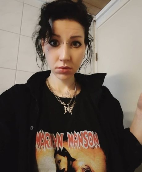 Nahá fotka uniklých OnlyFans od Kitten