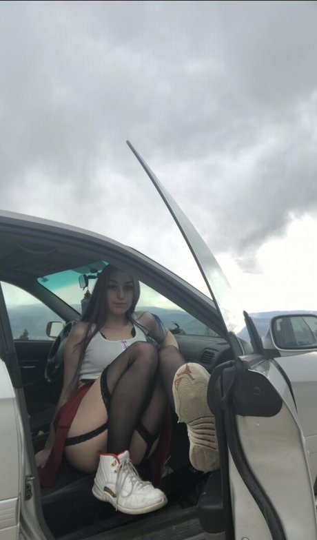 Alasti lekkinud OnlyFans-i pilt Calibobali