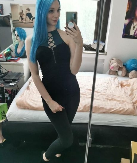 Naken lekkede OnlyFans-bilde av Bloodynyuu