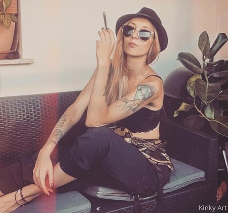 Photo nue de fuite OnlyFans de Artnvenom