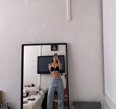 Nacktes geleaktes OnlyFans-Foto von Ashleyschaffino