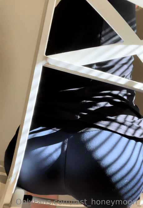 Nacktes geleaktes OnlyFans-Foto von Lasthoneymoon