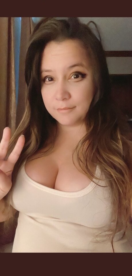 Alasti lekkinud OnlyFans-i pilt Foximusprime