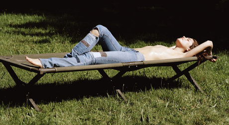 Camille Rowe OnlyFansリークヌード写真