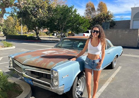 Photo nue de fuite OnlyFans de Liv Scaffidi