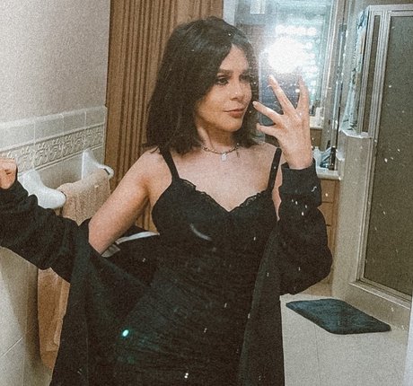 Foto di nudo di fuga di OnlyFans di Thiessita