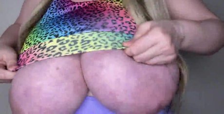 Foto desnuda filtrada de OnlyFans de Busty Chloeuk