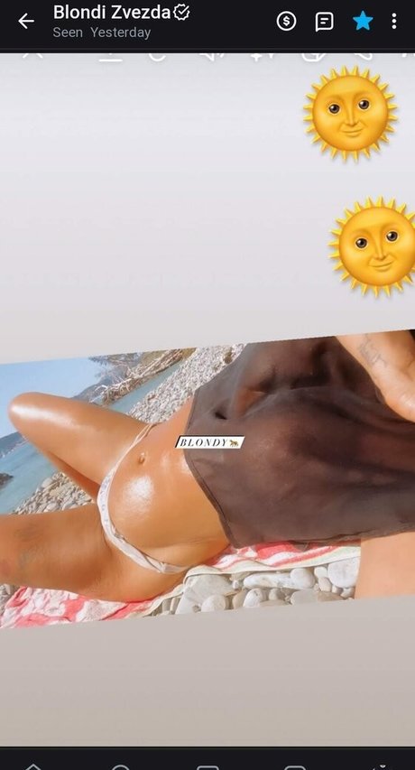 Nahá fotka uniklých OnlyFans od Blondi Zvezda