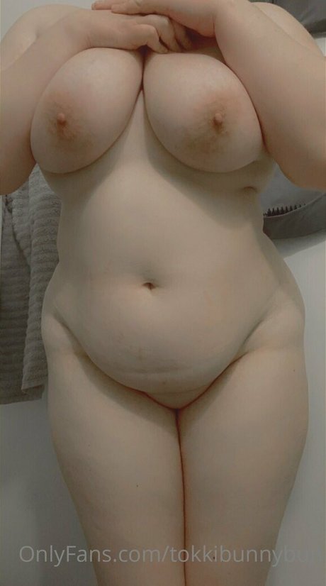 Naken lekkede OnlyFans-bilde av Tokkibunnybun