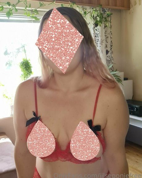 Nacktes geleaktes OnlyFans-Foto von Jilseponiepanties