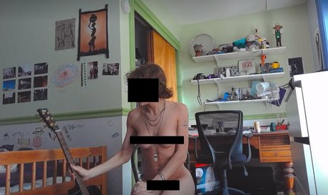 Nahá fotka uniklých OnlyFans od Thestonercat