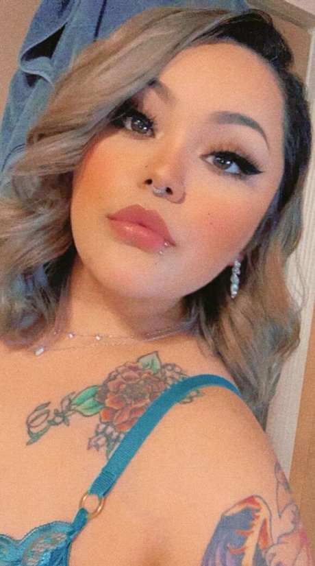 Nacktes geleaktes OnlyFans-Foto von Rinjella