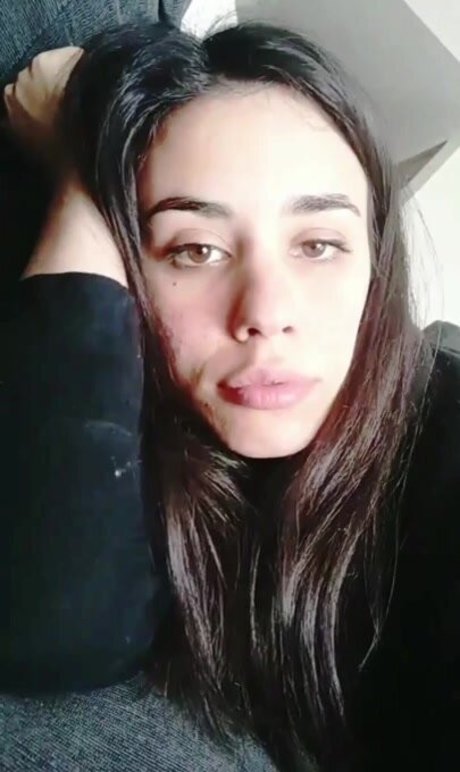 Alasti lekkinud OnlyFans-i pilt Vera Kaludi