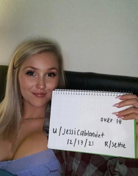 Foto di nudo di fuga di OnlyFans di Jessica Blondet