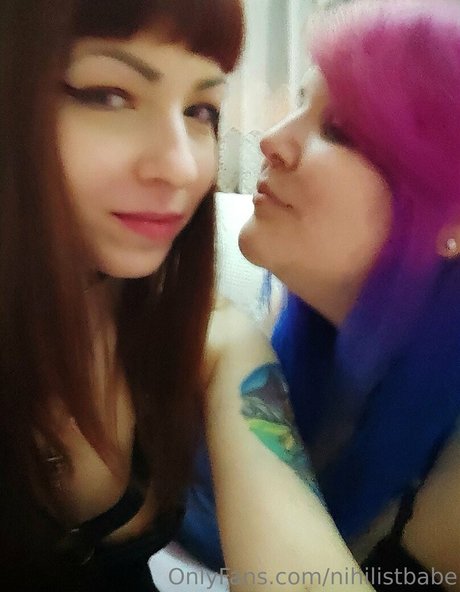 Обнаженная фотография утечки OnlyFans от Nihilistbabe