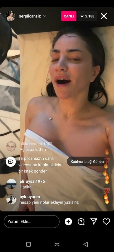 Nahá fotka uniklých OnlyFans od Serpil Cansiz