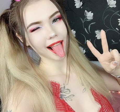 Nacktes geleaktes OnlyFans-Foto von Dollthifa