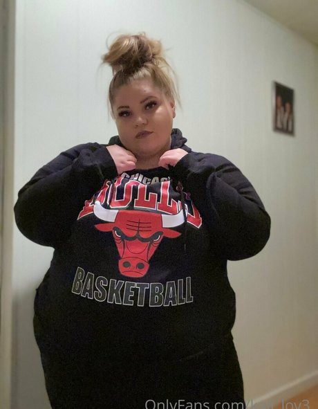 Kalilov3 OnlyFans泄露裸照