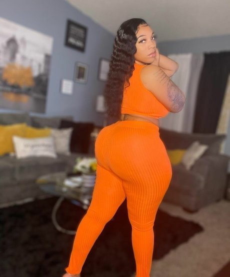 Naken lekkede OnlyFans-bilde av Theemsrobinson