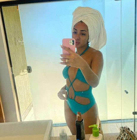 Nacktes geleaktes OnlyFans-Foto von Rubia Gabi