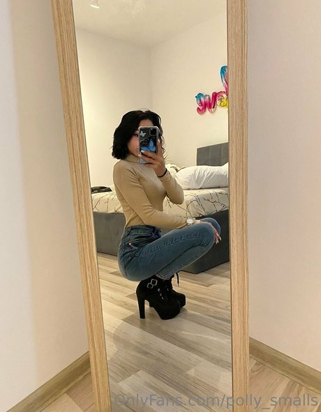 Обнаженная фотография утечки OnlyFans от Pollysmalls