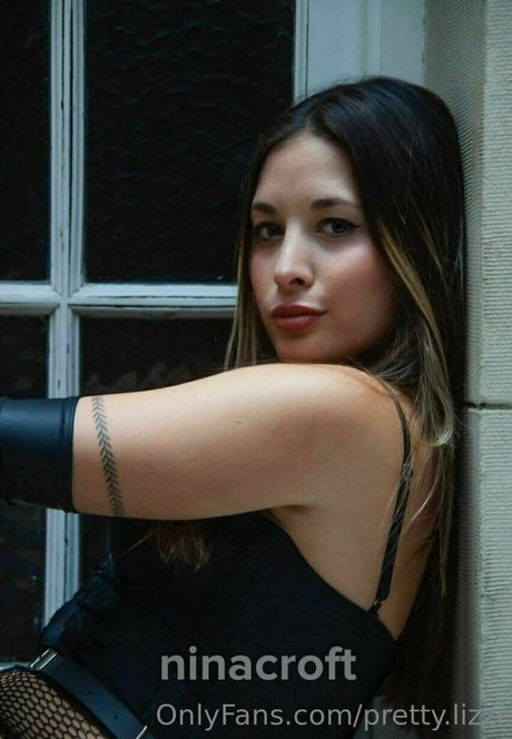 Prettylizzi naked leaks OnlyFans pic