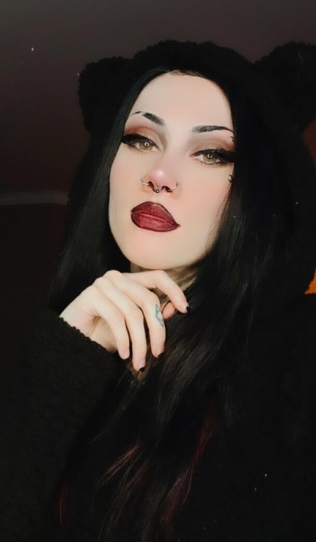 Nacktes geleaktes OnlyFans-Foto von Sabrinadraconiafree