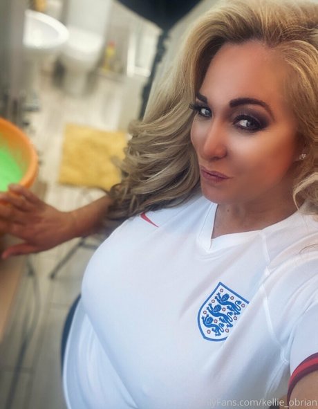Naken läckt OnlyFans-bild av Kellieobrian