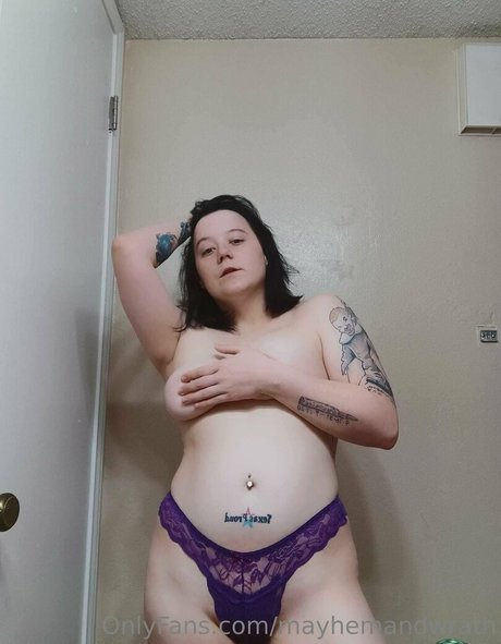 Naken lekkede OnlyFans-bilde av Mayhemandwrath