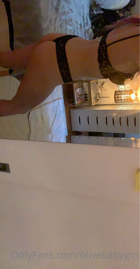 Olivebabyyyyy OnlyFansリークヌード写真