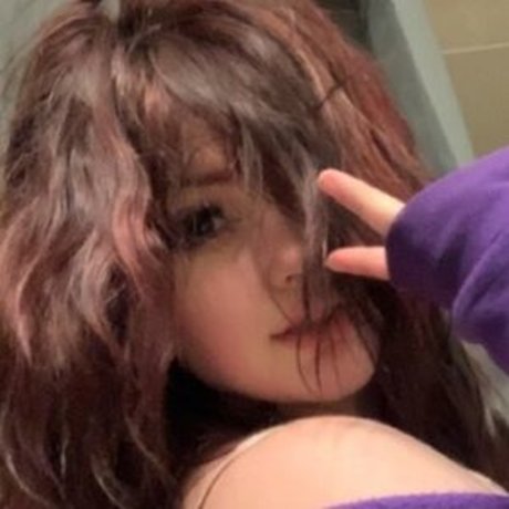 Naken läckt OnlyFans-bild av Xravennxx