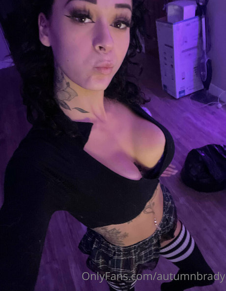Foto di nudo di fuga di OnlyFans di Autumnbrady