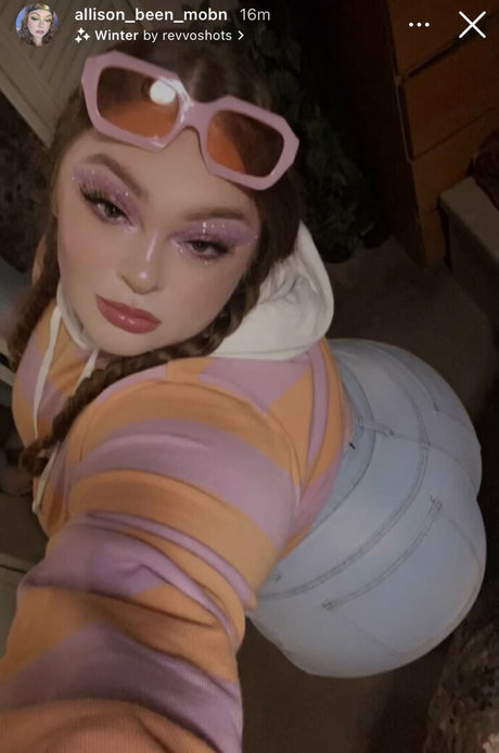 Alasti lekkinud OnlyFans-i pilt Allisonbeenmobn