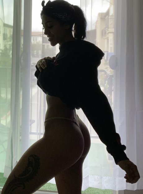 Shewolftribe OnlyFans泄露裸照