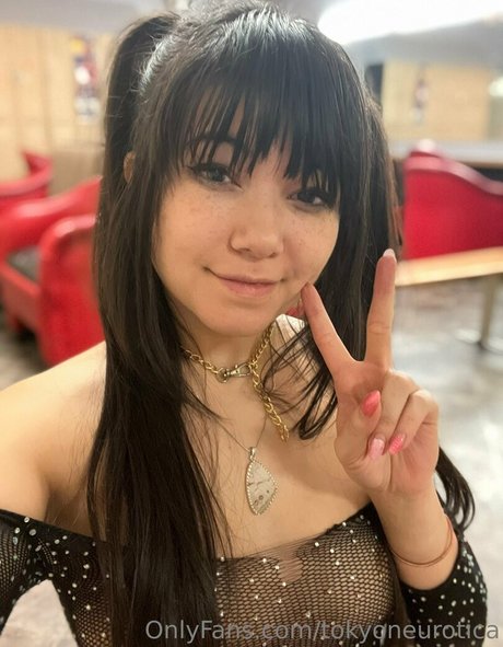 Nacktes geleaktes OnlyFans-Foto von Tokyoneurotica