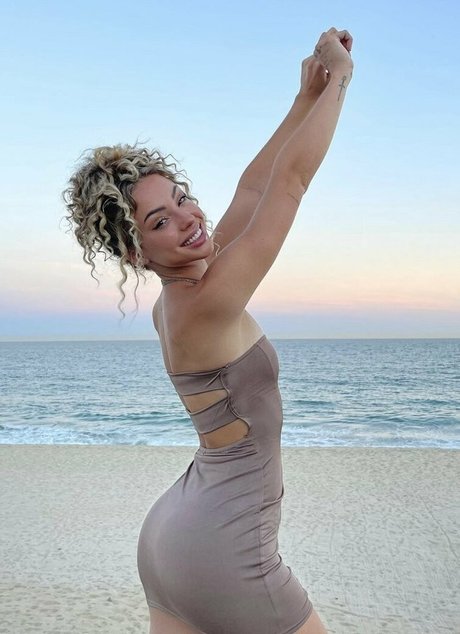 Naken lekkede OnlyFans-bilde av Charlyswrld