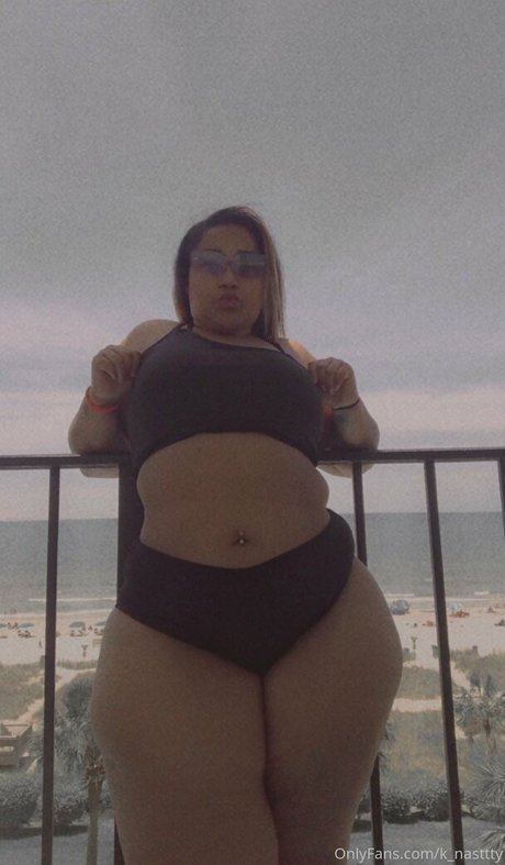 Naakte gelekte OnlyFans-foto van Knasttty