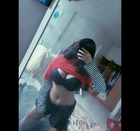 Alasti lekkinud OnlyFans-i pilt Woshieggie