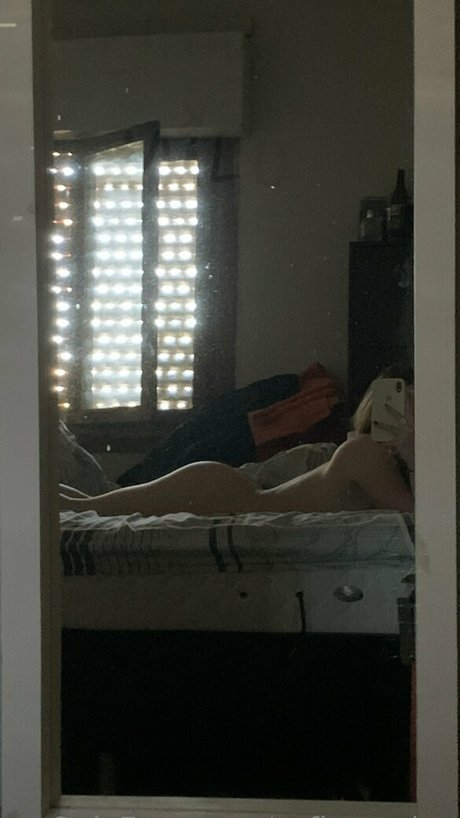 Sofiasemine OnlyFansリークヌード写真