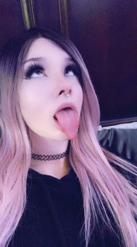 Alasti lekkinud OnlyFans-i pilt Mudanooi