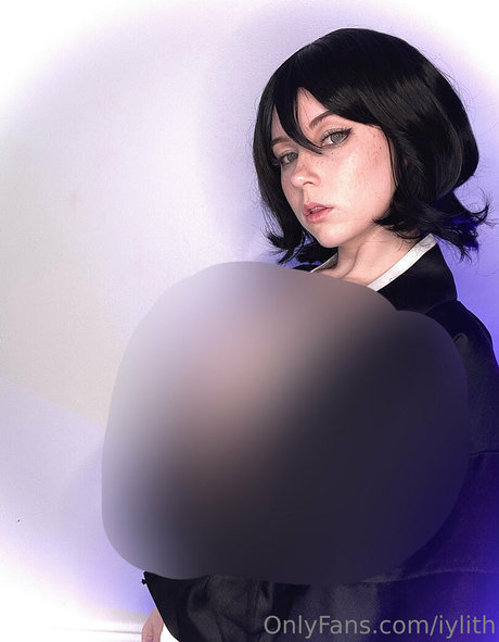 Alasti lekkinud OnlyFans-i pilt Iylith