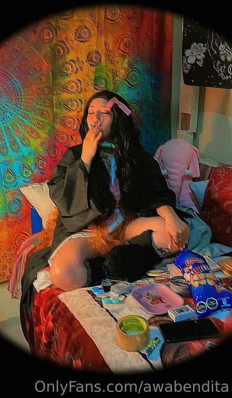 Alasti lekkinud OnlyFans-i pilt Awabendita
