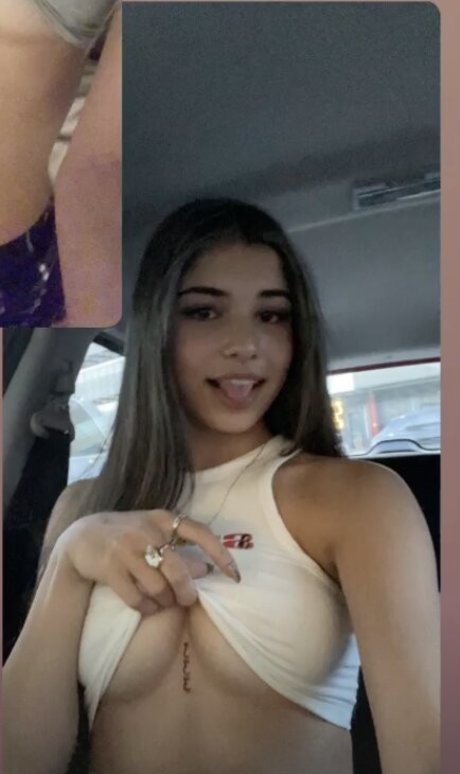 Naakte gelekte OnlyFans-foto van Kashya Thomas