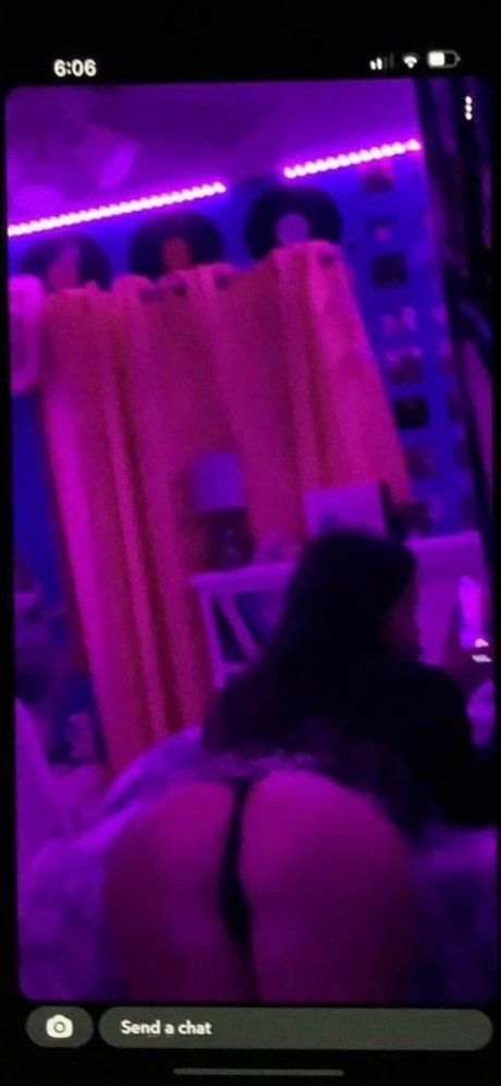 Photo nue de fuite OnlyFans de Katie Pego